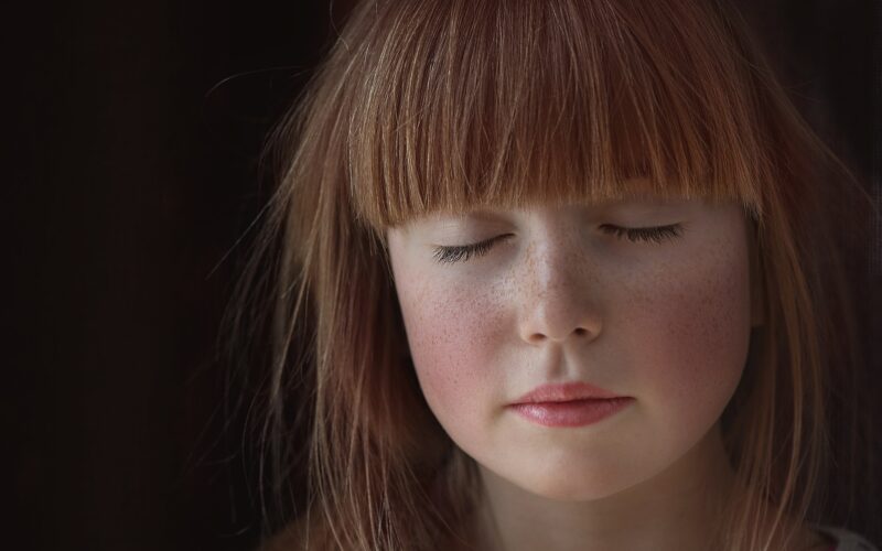 Los Ojos en Zazen: La Mirada del Despertar