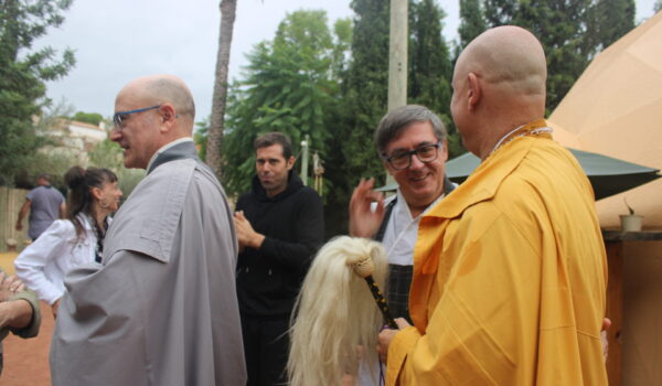 Nuestra Comunidad: Espiritualidad en la Vida Cotidiana